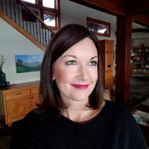 Meet your Posher, Lori